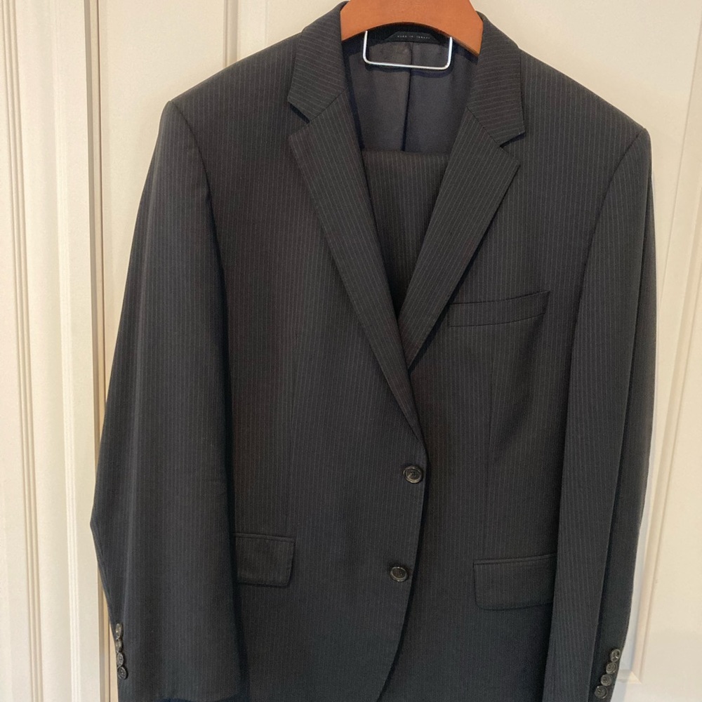 Mens 2 piece Hugo Boss black suit.